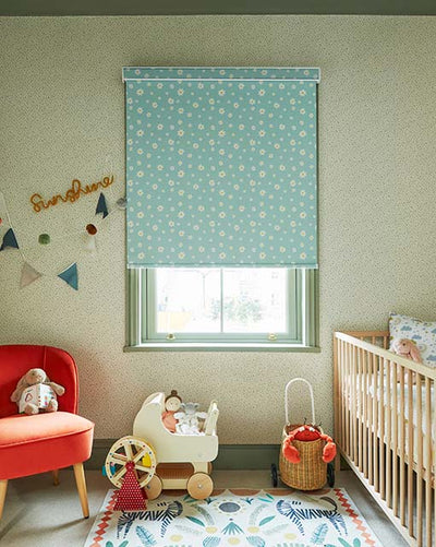 files/ARENA_24_ROLLER-BLIND-ELSIE-SAGE-DIV-02_2056b2b6-b3b6-4692-9279-39c90ebbba35.jpg